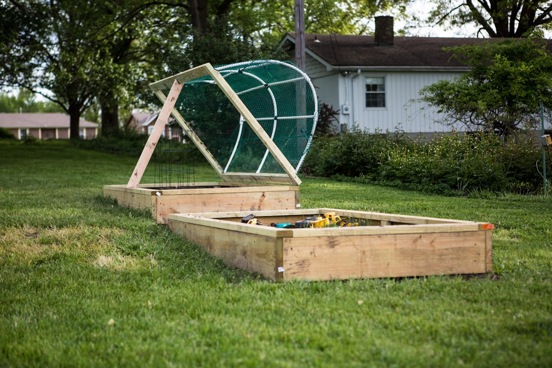  How To Build A Raised Garden Bed With Recycled Pallets  A5be4f