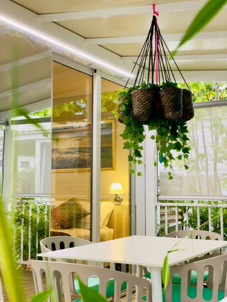 Create A Vertical Aeroponic Garden Using Reclaimed Pallets And Affordable Led Lighting