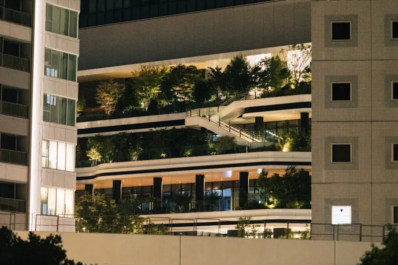 Create A Vertical Garden Using Reclaimed Pallets And Native Plants For Urban Spaces